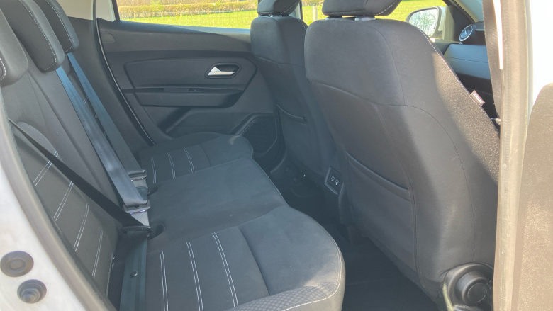 Dacia Duster 1.0 TCe 100 Comfort 5dr Bi Fuel Estate